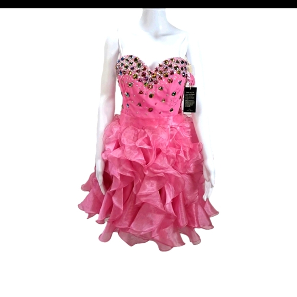 Nox Narianna Pink Above The knee Formal Dress - Picture 12 of 12